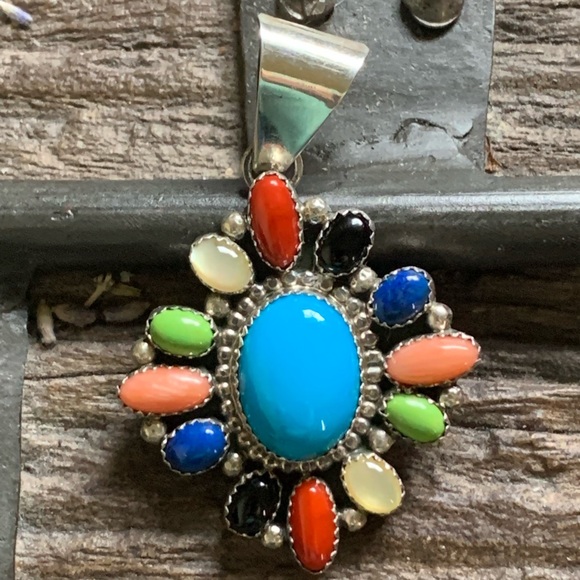 NAVAJO C. JONES Jewelry - NAVAJO C.JONES STERLING SILVER PENDANT